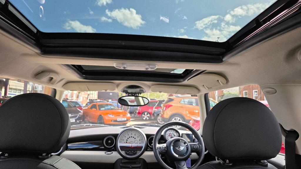 Used MINI Hatch 2010 for sale - 78199822: Photo 12