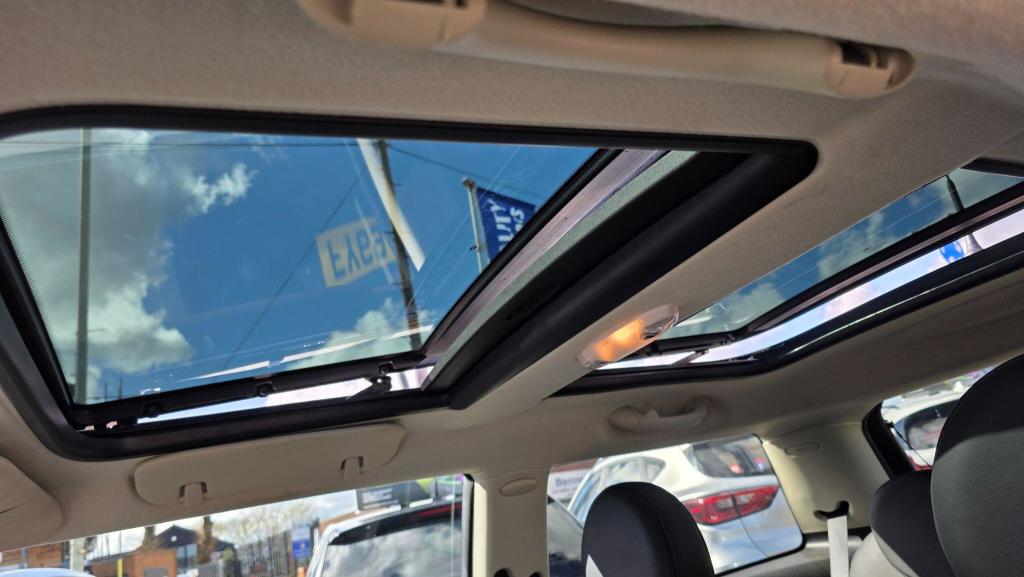 Used MINI Hatch 2010 for sale - 78199822: Photo 50