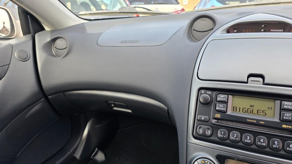 Used Toyota Celica 2004 for sale - 77355011: Photo 17