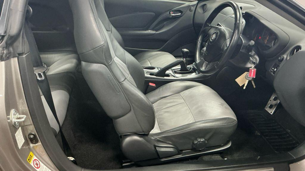 Used Toyota Celica 2004 for sale - 77355011: Photo 8