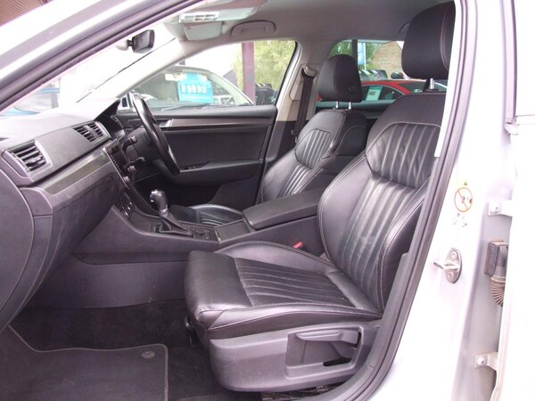 Used Skoda Superb 2020 for sale - 75242125: Photo 30