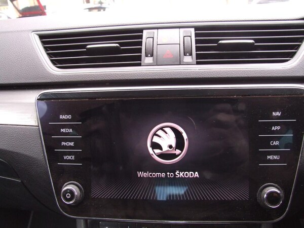 Used Skoda Superb 2020 for sale - 75242125: Photo 38
