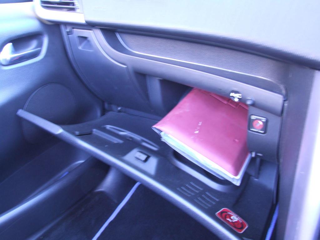 Used Peugeot 207 CC 2007 for sale - 75078273: Photo 47