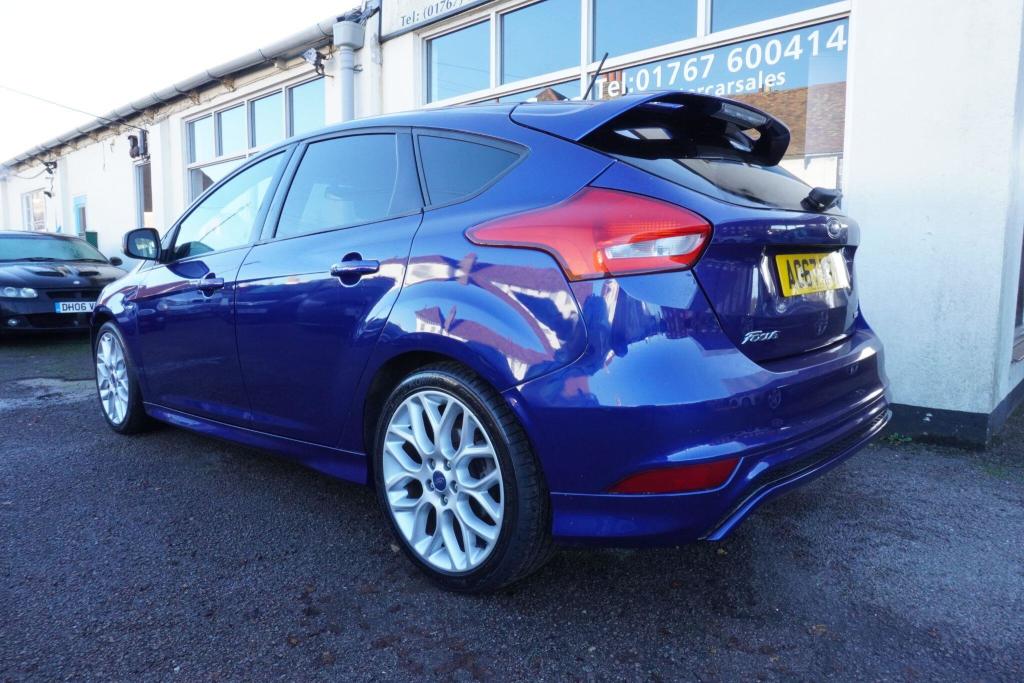 Used Ford Focus 2017 for sale - 77368164: Photo 4