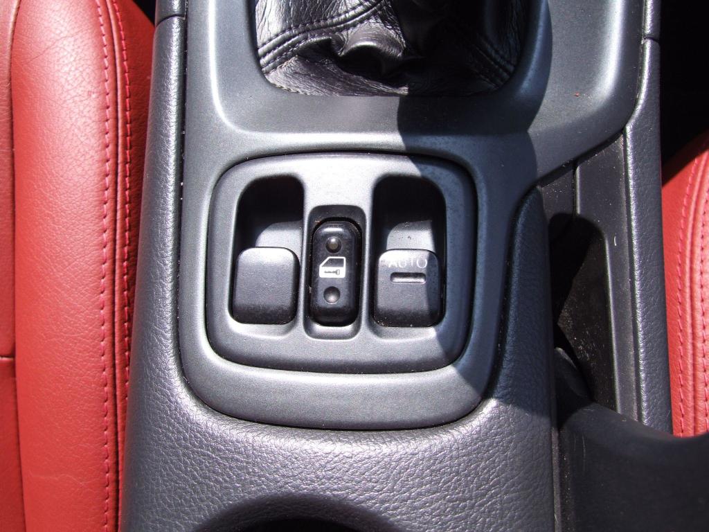 Vehicle 33