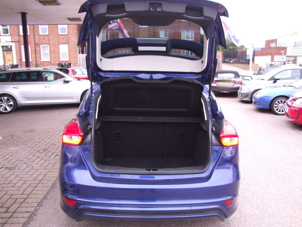 Used Ford Focus 2016 for sale - 75982137: Photo 5