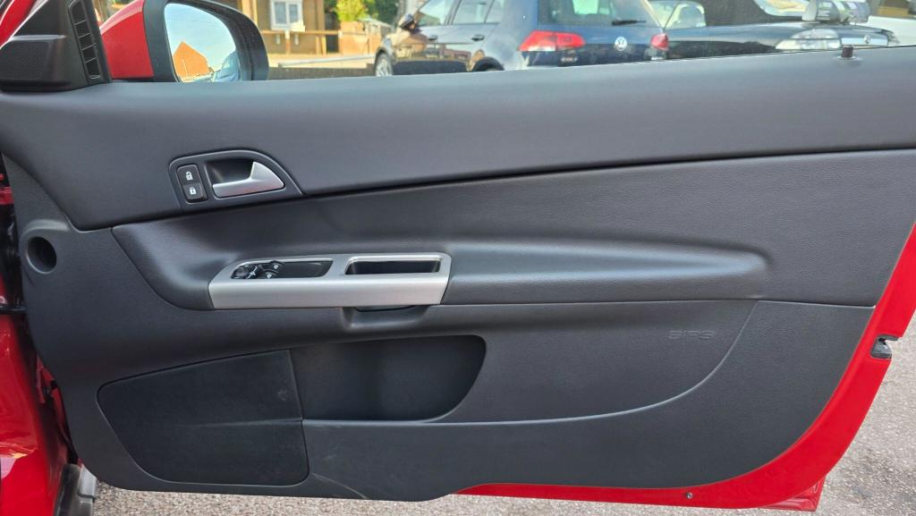 Used Volvo C30 2009 for sale - 77607937: Photo 37