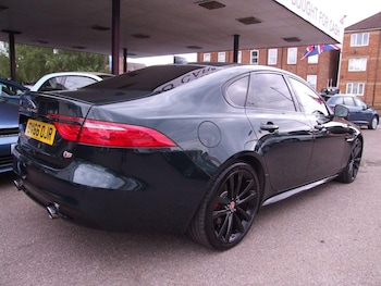 Used Jaguar XF 2016 for sale - 75384408: Photo
