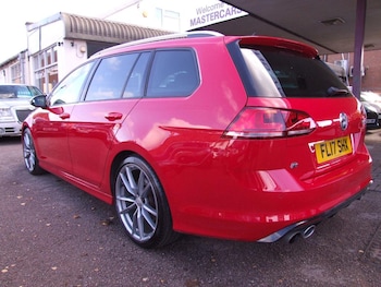 Used Volkswagen Golf 2017 for sale - 76416376: Photo