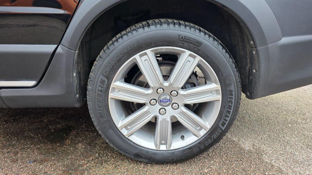 Used Volvo XC70 2015 for sale - 77350366: Photo 25