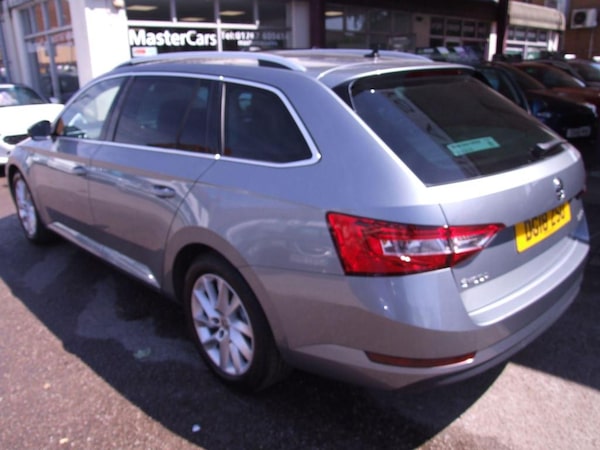 Used Skoda Superb 2018 for sale - 75046523: Photo 11