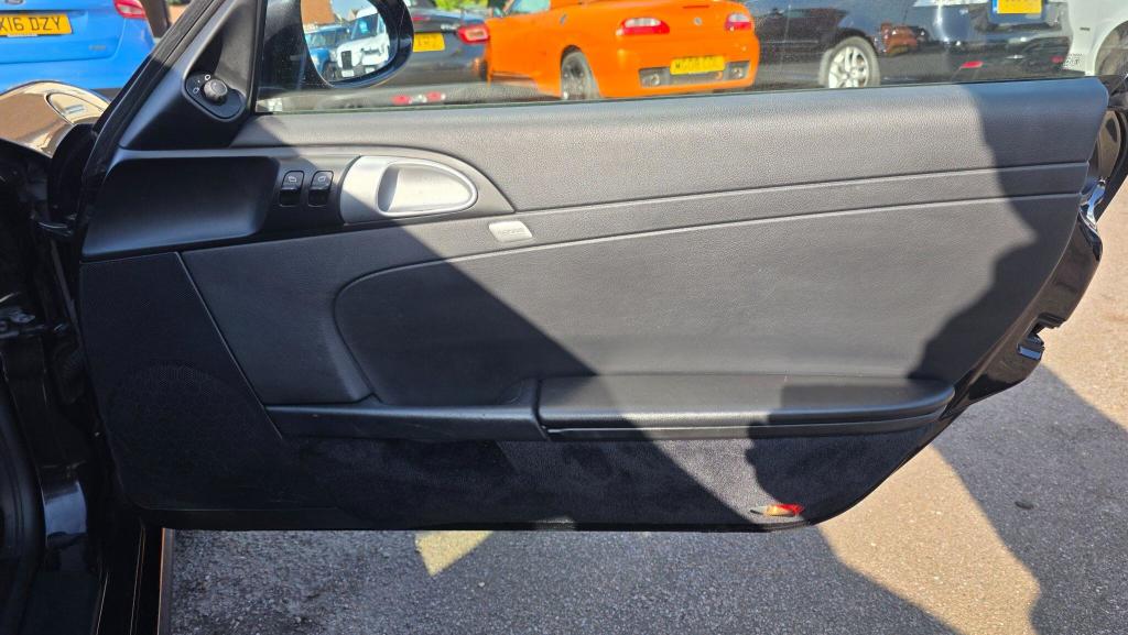 Used Porsche Cayman 2010 for sale - 77436169: Photo 24