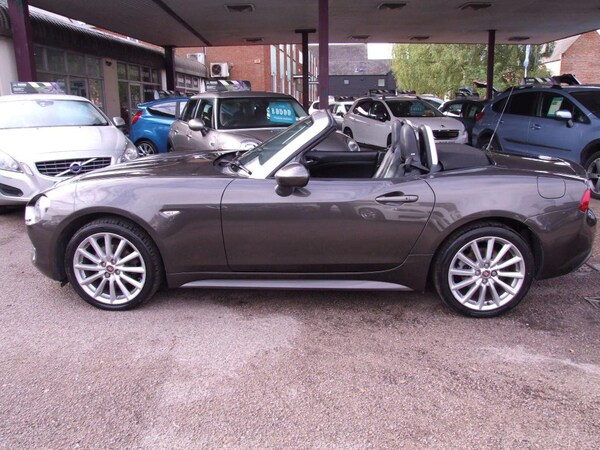Used Fiat 124 Spider 2016 for sale - 75444737: Photo 10