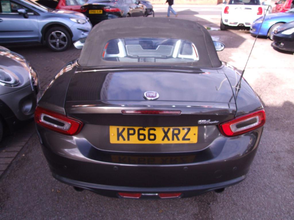 Used Fiat 124 Spider 2016 for sale - 75444737: Photo 11