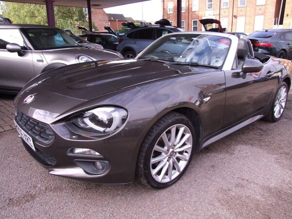 Used Fiat 124 Spider 2016 for sale - 75444737: Photo 11