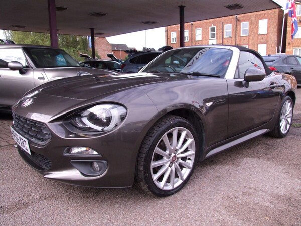 Used Fiat 124 Spider 2016 for sale - 75444737: Photo 16