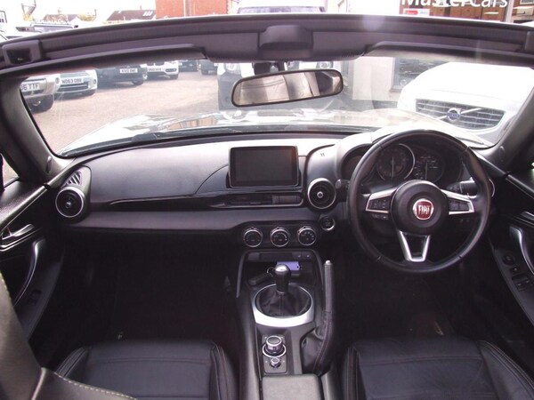 Used Fiat 124 Spider 2016 for sale - 75444737: Photo 40