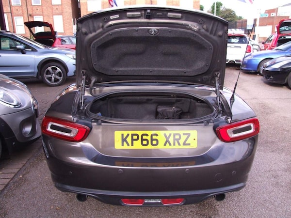Used Fiat 124 Spider 2016 for sale - 75444737: Photo 5