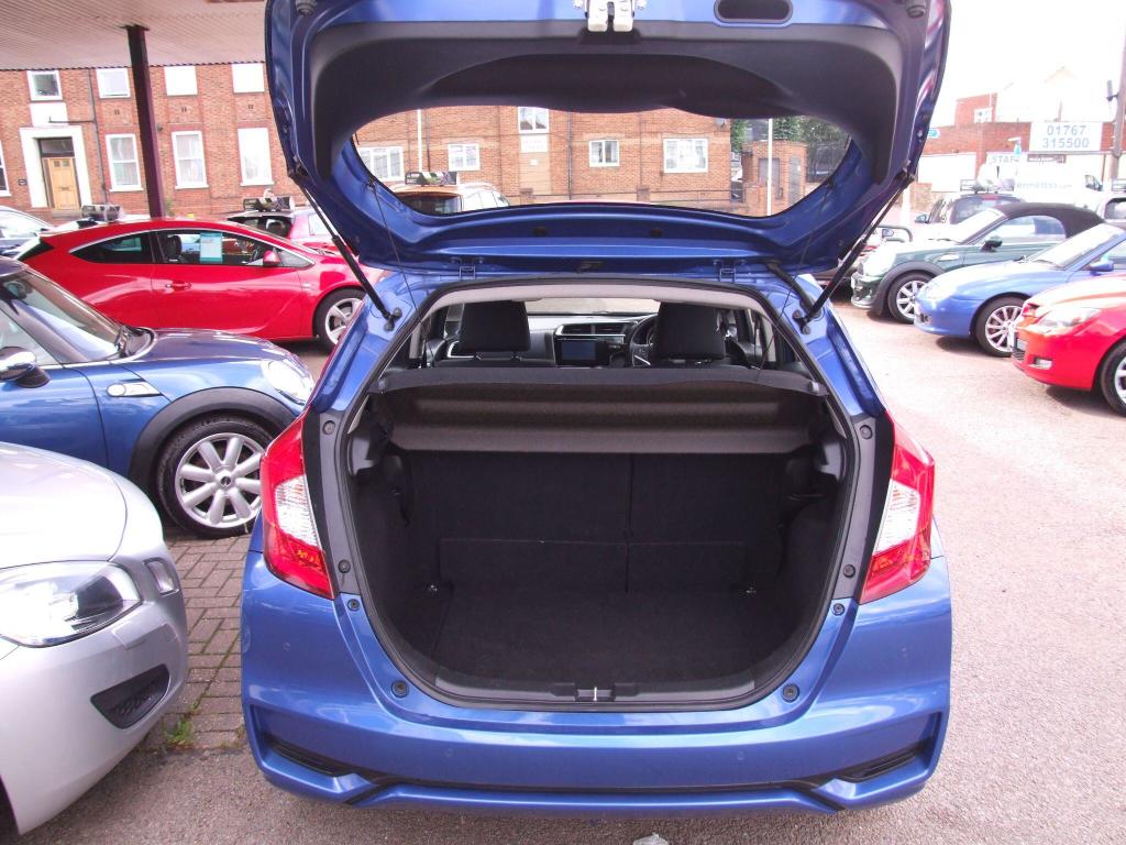 Used Honda Jazz 2018 for sale - 75753428: Photo 5