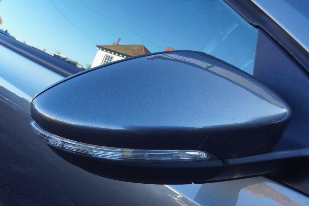 Used Volkswagen Scirocco 2017 for sale - 76985471: Photo 43