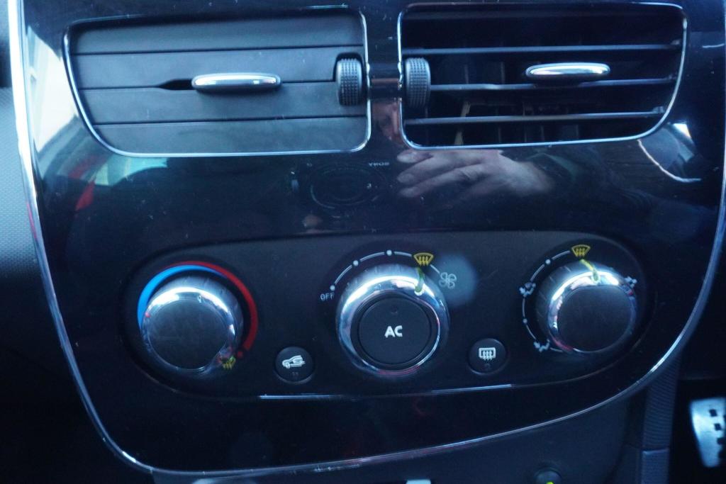 Used Renault Clio 2014 for sale - 77013932: Photo 18