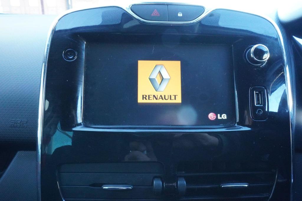 Used Renault Clio 2014 for sale - 77013932: Photo 25