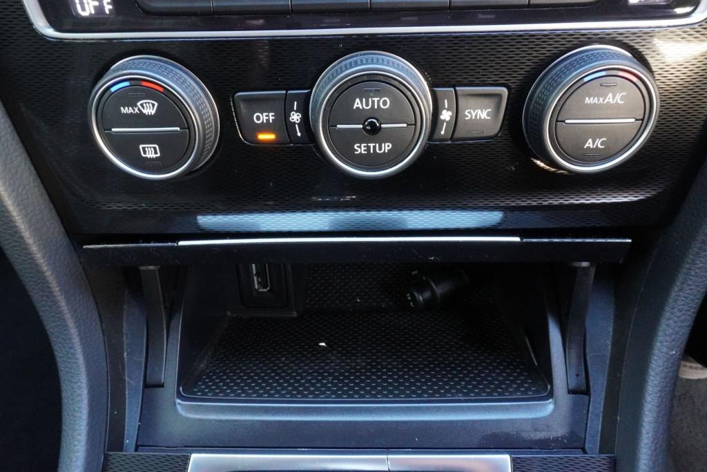 Used Volkswagen Golf 2014 for sale - 76231518: Photo 19