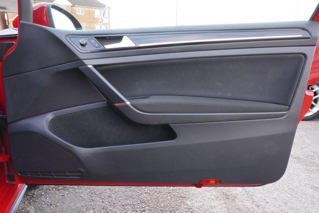 Used Volkswagen Golf 2014 for sale - 76231518: Photo 22