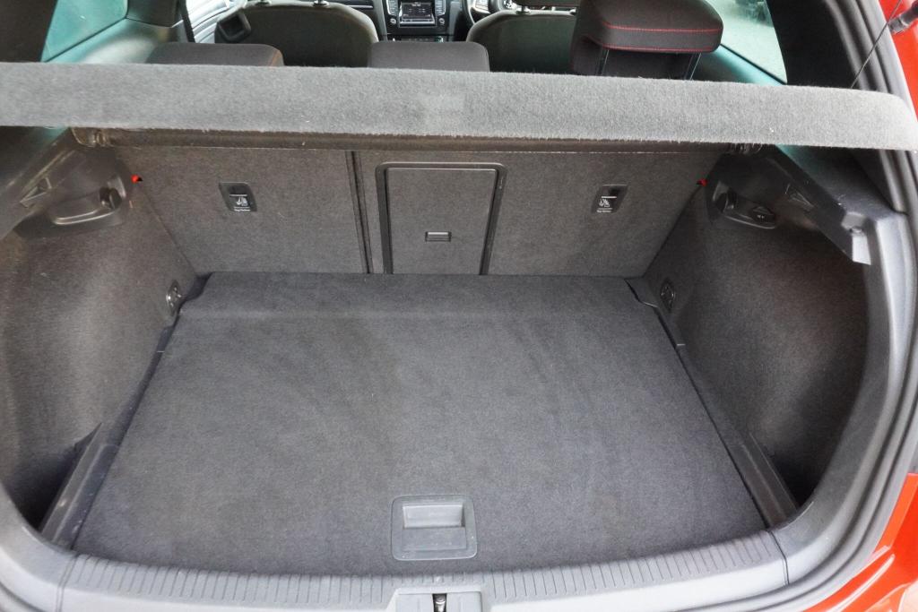 Used Volkswagen Golf 2014 for sale - 76231518: Photo 53