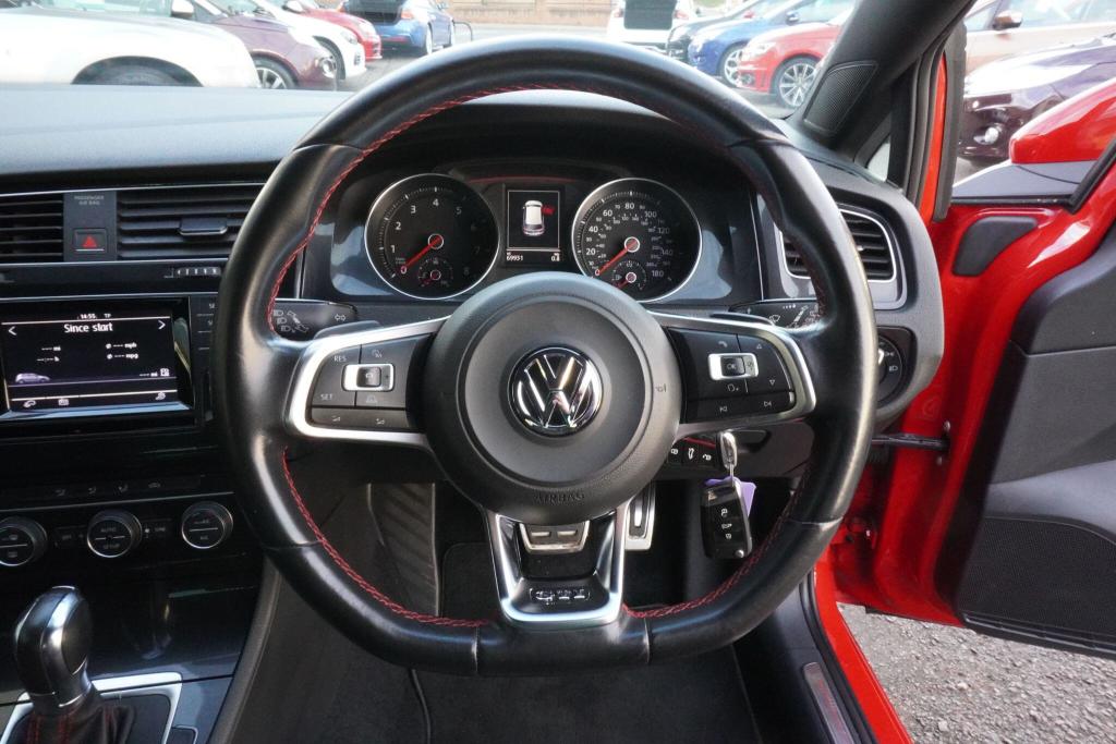 Used Volkswagen Golf 2014 for sale - 76231518: Photo 54