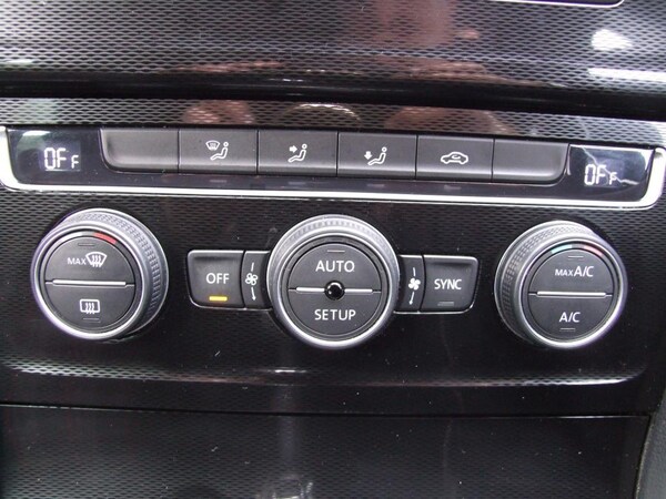 Used Volkswagen Golf 2014 for sale - 76231518: Photo 56