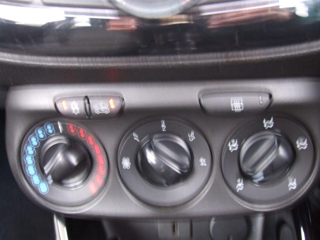 Used Vauxhall ADAM 2015 for sale - 76172814: Photo 38