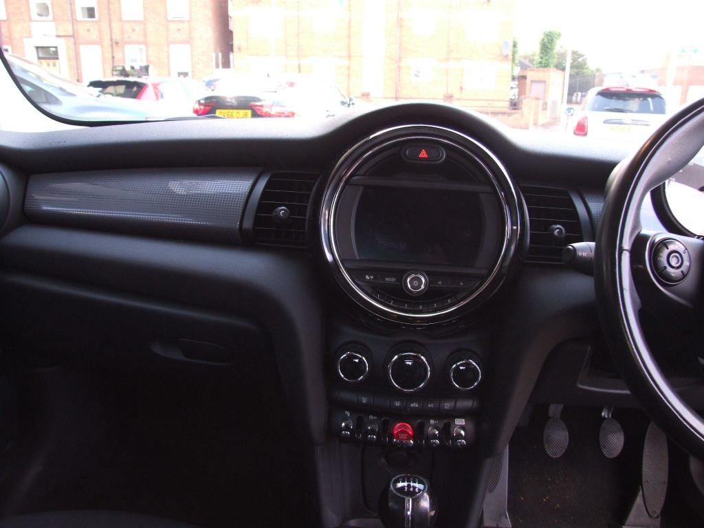 Used MINI Hatch 2018 for sale - 75606563: Photo 29