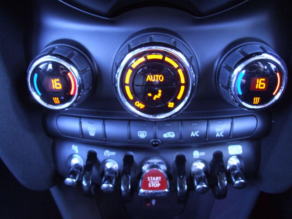 Used MINI Hatch 2018 for sale - 75606563: Photo 40