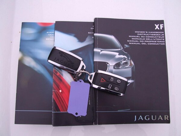 Used Jaguar XF 2010 for sale - 76178267: Photo 15