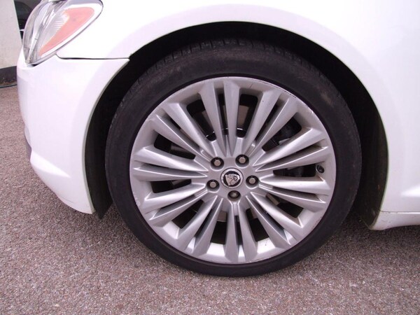Used Jaguar XF 2010 for sale - 76178267: Photo 25
