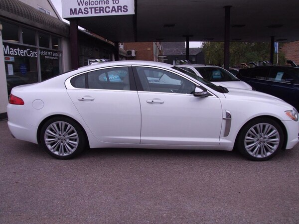Used Jaguar XF 2010 for sale - 76178267: Photo 2