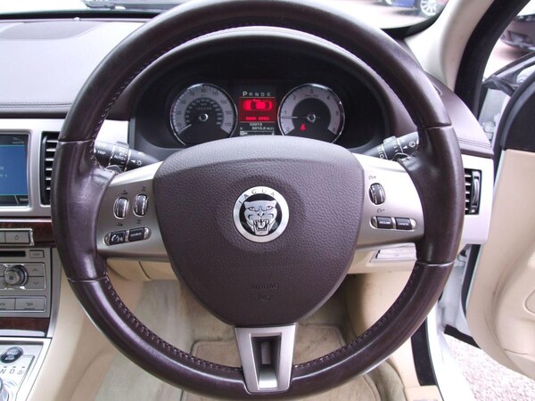 Used Jaguar XF 2010 for sale - 76178267: Photo 36