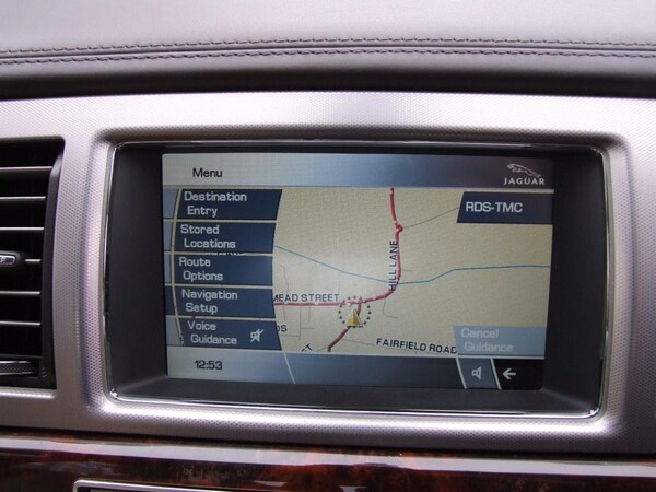 Used Jaguar XF 2010 for sale - 76178267: Photo 43