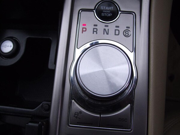 Used Jaguar XF 2010 for sale - 76178267: Photo 49