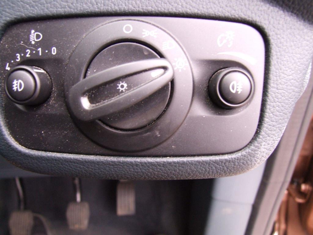 Used Ford C-Max 2013 for sale - 76056580: Photo 16