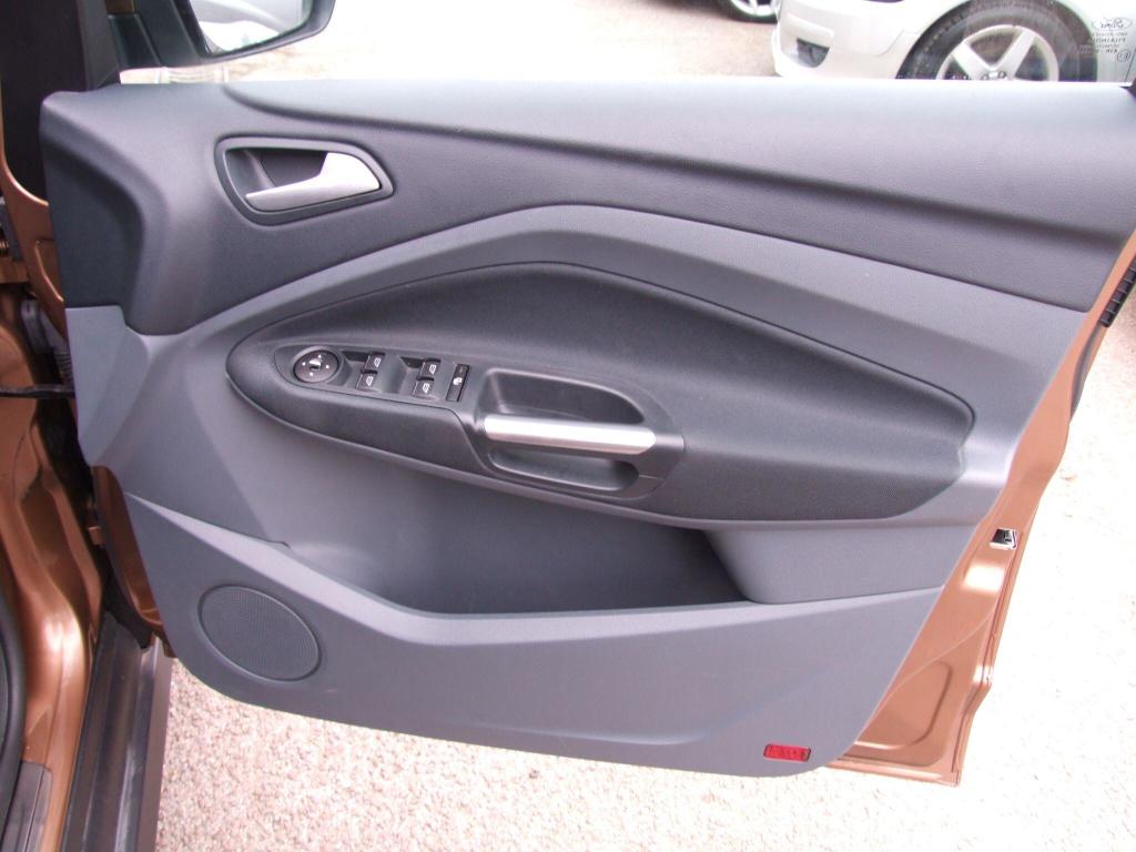 Used Ford C-Max 2013 for sale - 76056580: Photo 21