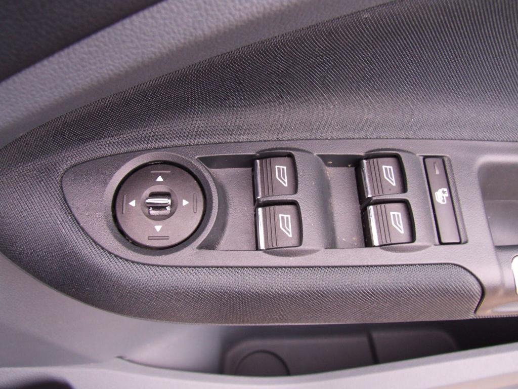 Used Ford C-Max 2013 for sale - 76056580: Photo 22