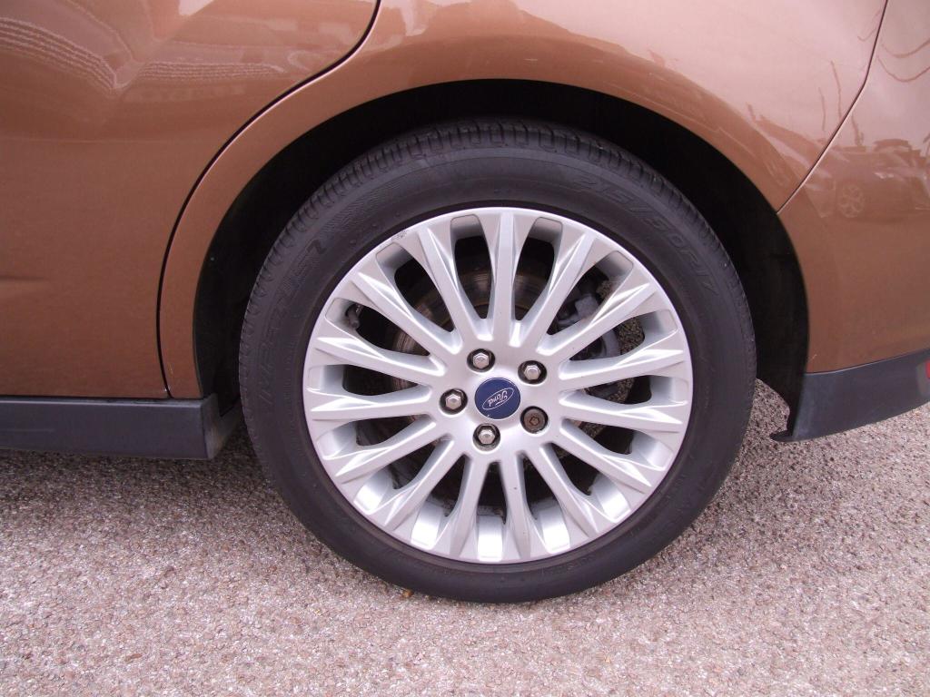 Used Ford C-Max 2013 for sale - 76056580: Photo 26