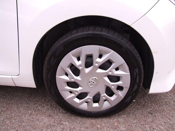 Used Toyota AYGO 2021 for sale - 76035705: Photo 17