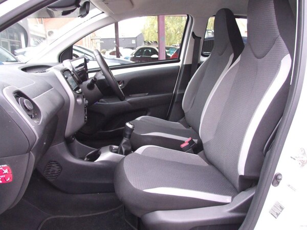 Used Toyota AYGO 2021 for sale - 76035705: Photo 24