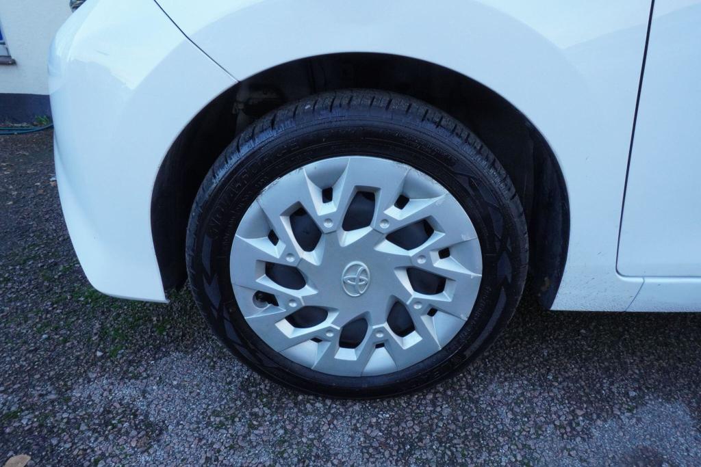 Used Toyota AYGO 2021 for sale - 76035705: Photo 25