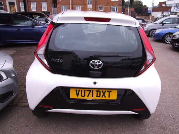 Used Toyota AYGO 2021 for sale - 76035705: Photo 4
