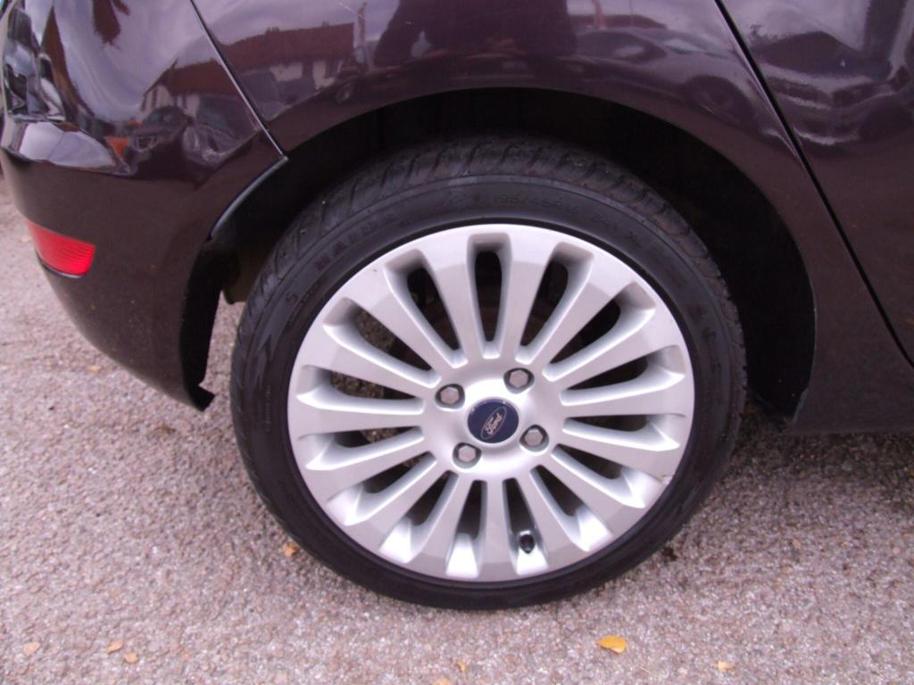 Used Ford Fiesta 2009 for sale - 76312817: Photo 18