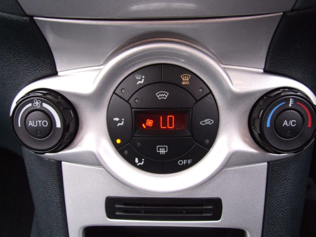 Used Ford Fiesta 2009 for sale - 76312817: Photo 37